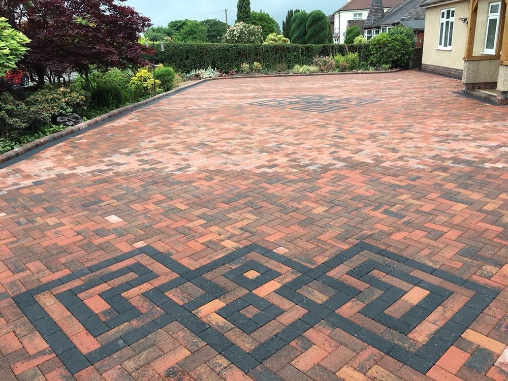 Taylorstone Contractors - Block Paving Colchester Chelmsford and the Surrounding Areas