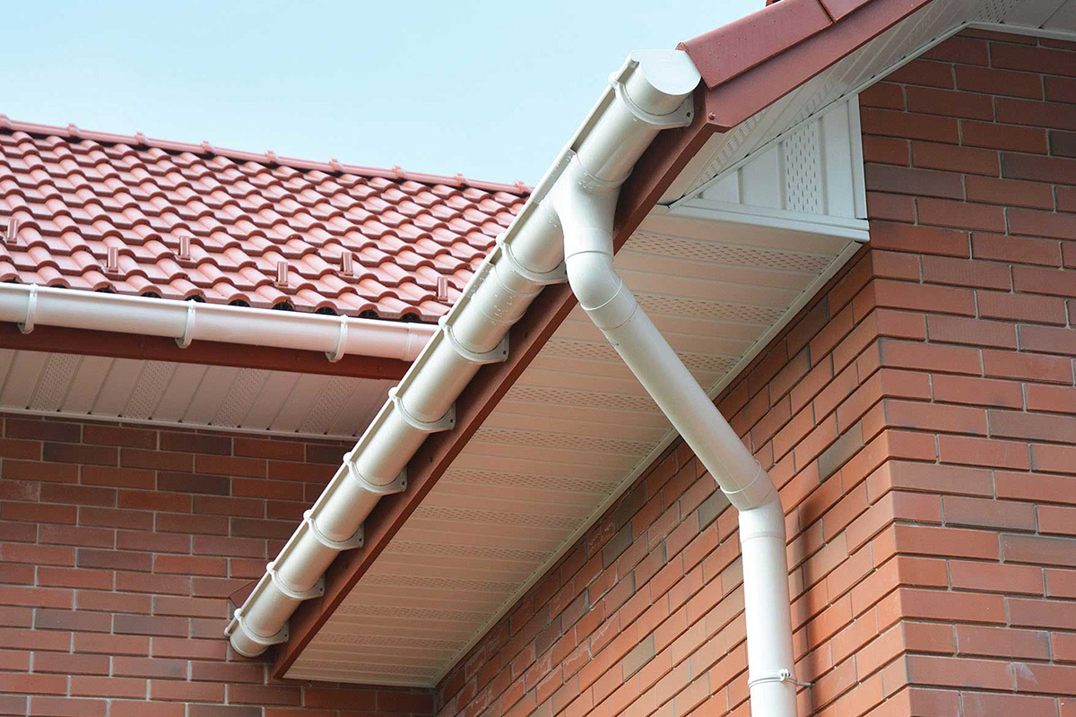Taylorstone Contractors - Guttering Colchester Chelmsford and the Surrounding Areas