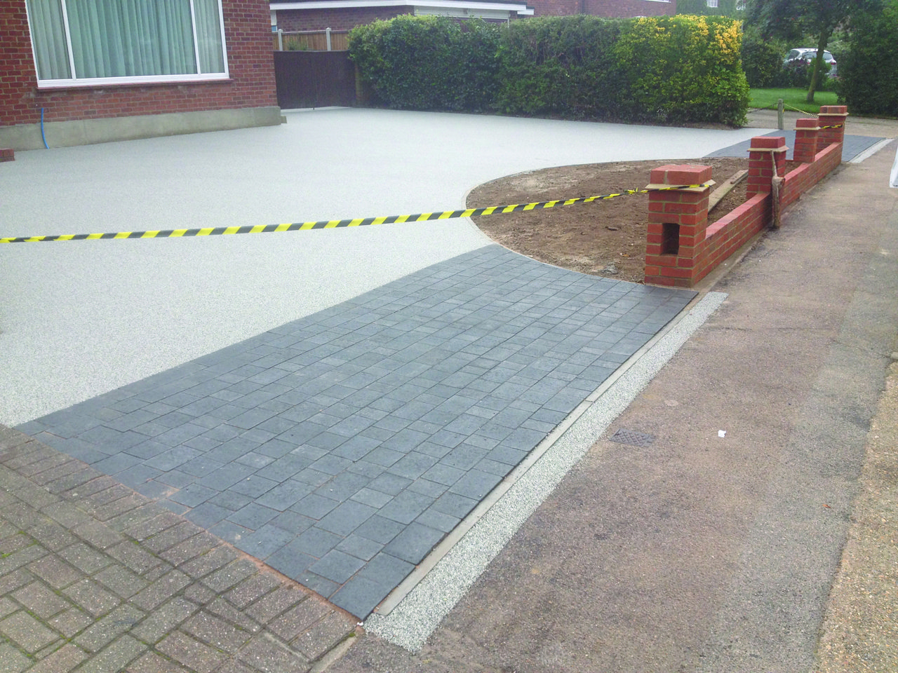 Taylorstone Contractors - Resin Driveways Colchester Chelmsford and the Surrounding Areas
